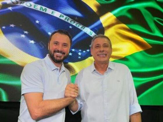 Alei Fernandes e Acácio Ambrosini 