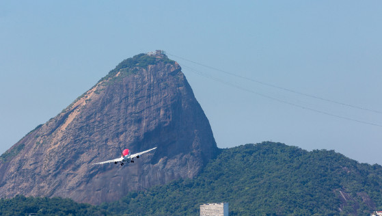 Este ano, o número de brasileiros que optaram por viagens de avião cresceu