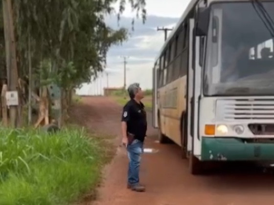 preso em ônibus