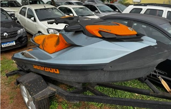 moto aquática, leilão 