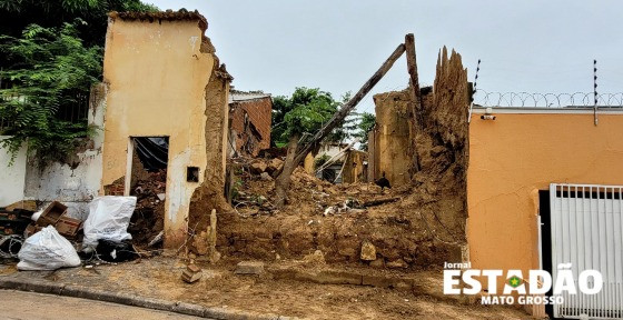 Casa tombada pelo Iphan em ruínas