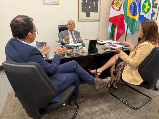 REUNIÃO JAYME CAMPOS, LÚDIO CABRAL E MARLUCE SILVA