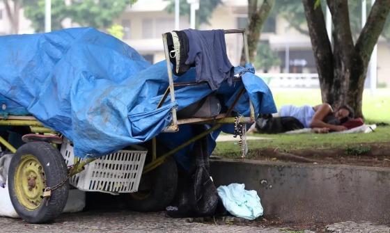 Apesar da desigualdade, é a menor razão registrada desde 2012