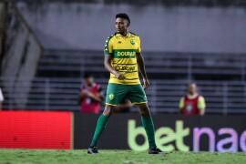  Após estrear pelo Cuiabá, Guilherme Mariano valoriza invencibilidade na Série B