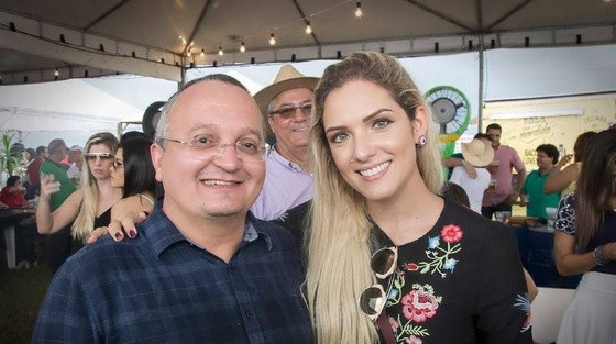 pedro taques e janaina riva antiga