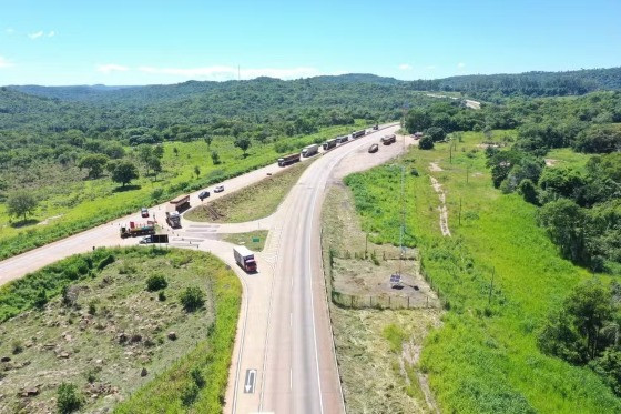 O tráfego seguirá em meia pista 