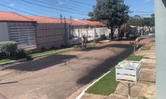 Buracos tapados no Residencial Topázio em Cuiabá