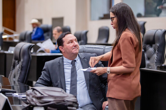 VALDIR BARRANCO, JANAINA RIVA