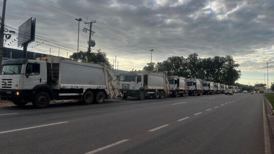 caminhões de lixo cuiabá