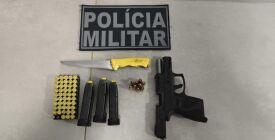 PM prende dois homens com arma de fogo, munições e muita droga