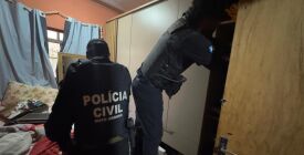 Polícia Civil cumpre 280 ordens judiciais em operação que mira facção em MT