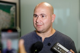 VÍDEO: Prefeito reage a pressões e afirma que não vai trocar secretários