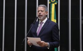Câmara aprova isenção do IR para quem recebe até R$ 3 mil