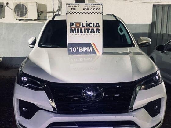 caminhonete furtada em Cuiabá