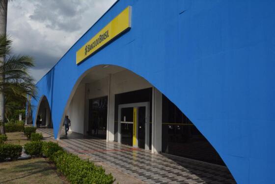 Governo de MT paga salário de servidores estaduais nesta sexta-feira (27)
