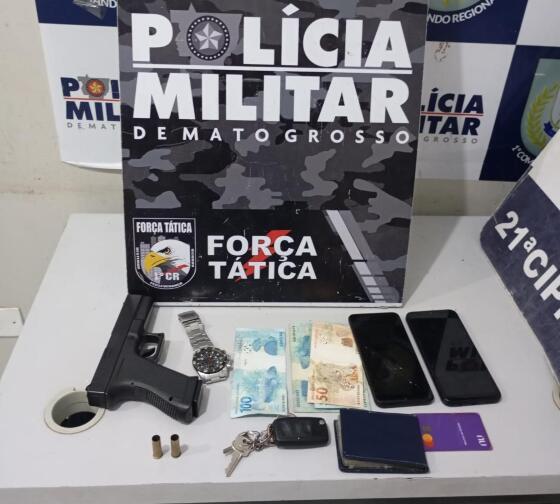apreenderam simulacro de arma de fogo e veículo clonado