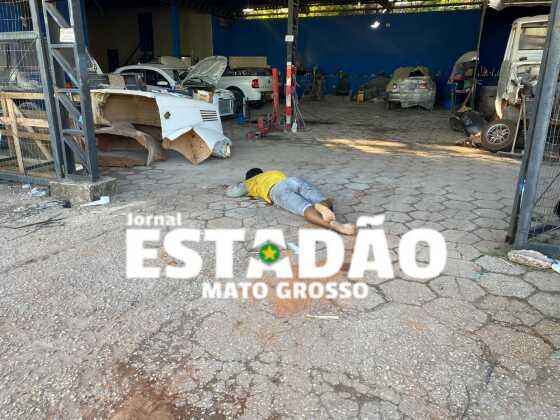 Ronny Alves, de 27 anos, foi baleado e morreu ainda no local