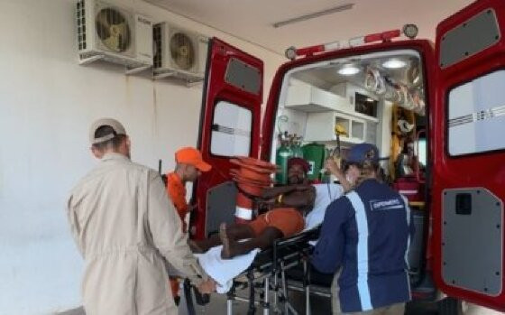Morador de rua foi ferido em briga e pediu ajuda em laboratório próximo