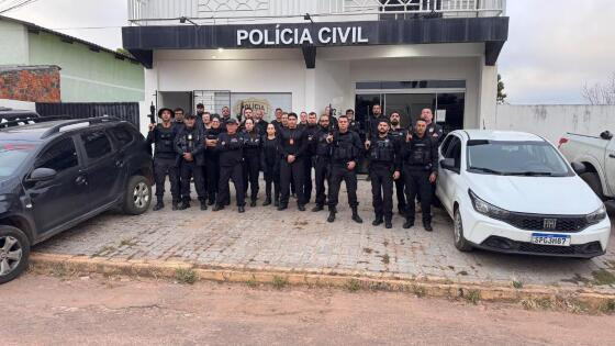 Polícia