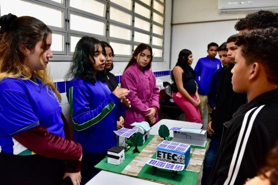 ETEC Cáceres realiza IV MEET 