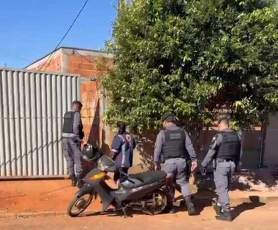 Homem de 49 anos foi morto a tiros no bairro Alfredo Castro