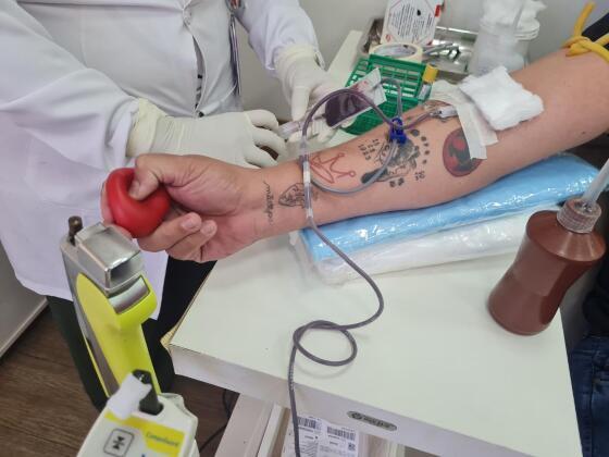 doando sangue