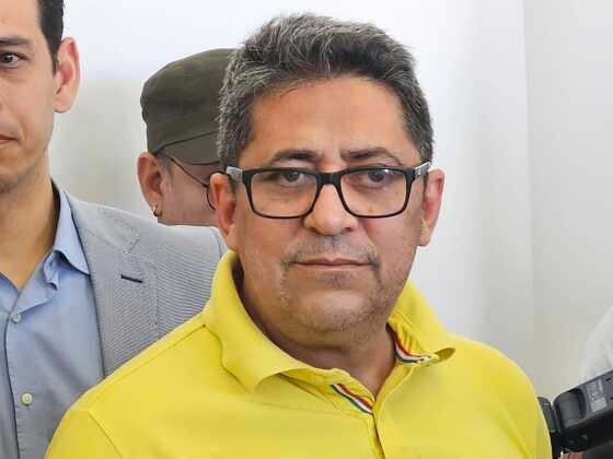 O presidente estadual do PL, Ananias Filho, desmente conversas sobre a vereadora Samantha ser vice de Otaviano Pivetta.