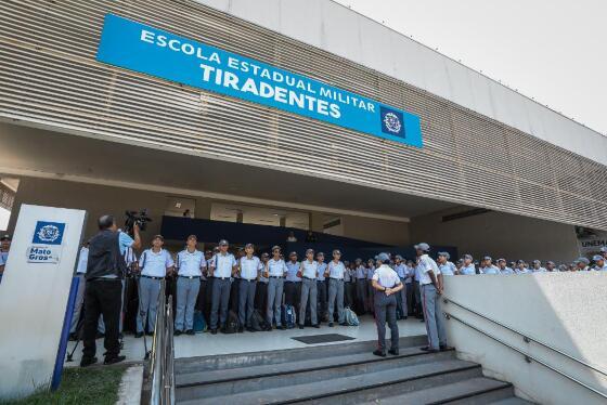 tira dentes