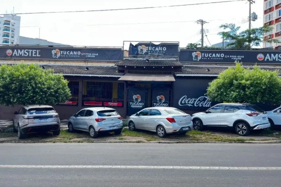 tucano bar
