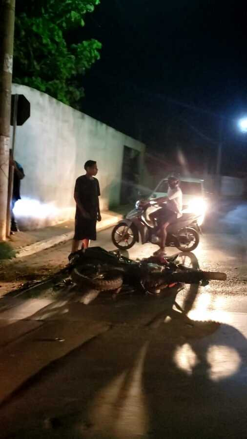 motoqueiro ao solo