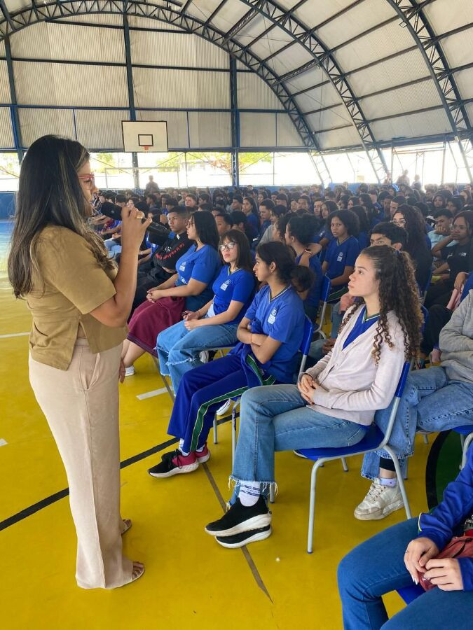 palestra nas escolas